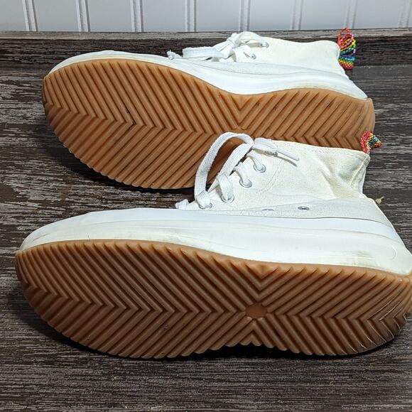 Madden Girl Women's White Platform Canvas Comfort High Top Sneaker Size 9 - Picture 8 of 8